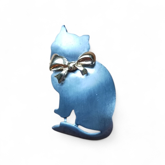 Ultra Craft Jewelry - Vintage ULTRA CRAFT Cat Broach Pewter Gold Bow Signed